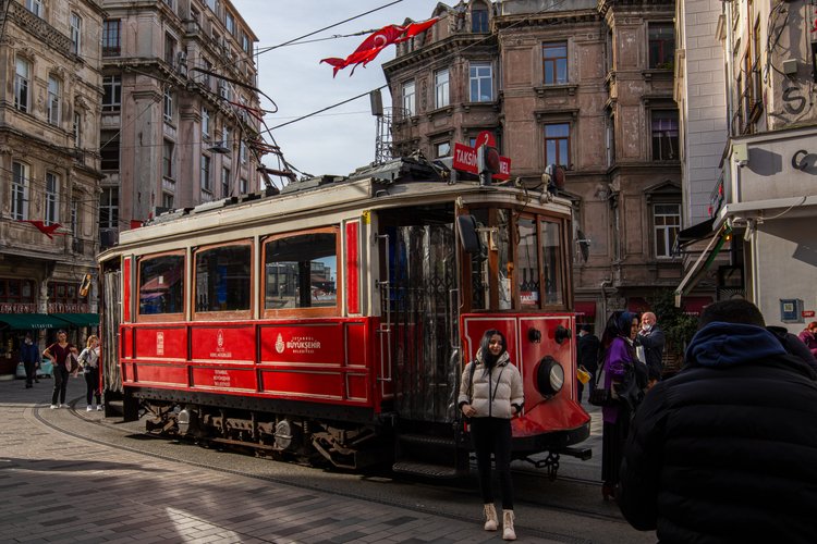 11. Sınıf İngilizce 7. Ünite: Facts from Turkey Konu Anlatımı ve Kelimeleri